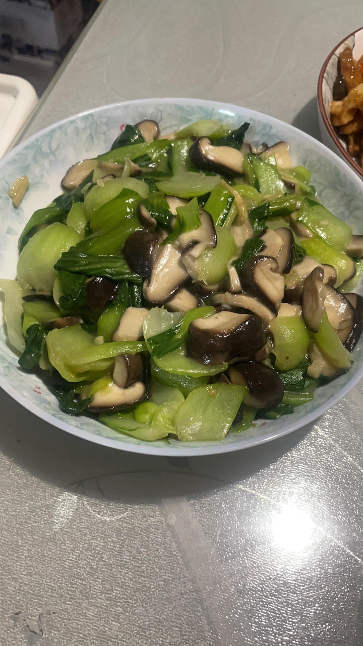 香菇油菜（简单快手）