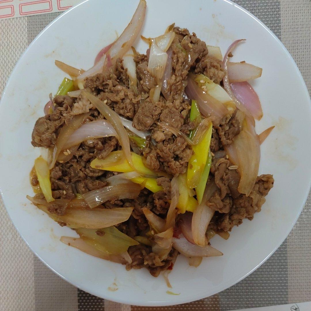 【嗷呜】老北京葱爆羊肉