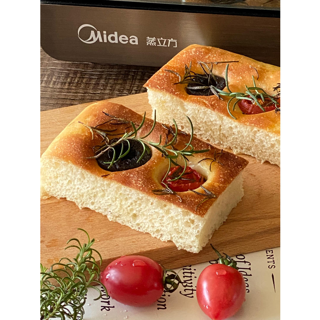 樱桃番茄黑橄榄佛卡夏|美的燃卡料理炉PG27E0W