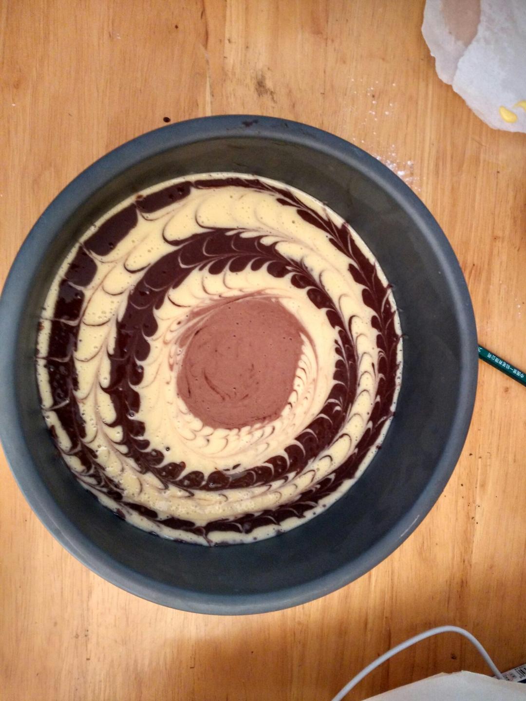 双色拉花戚风蛋糕