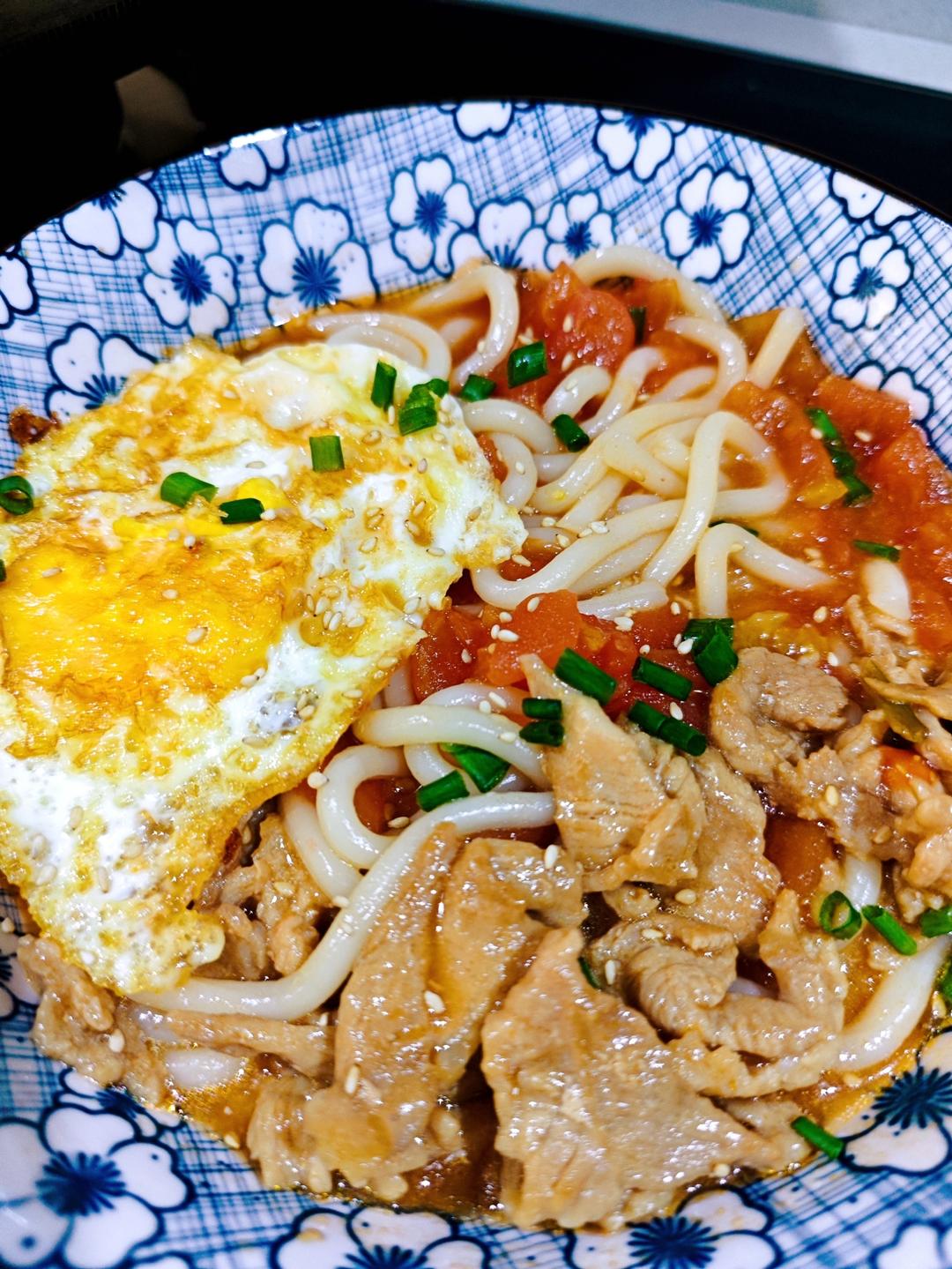 番茄肥牛乌冬面
