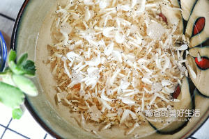 把味精、鸡精统统扔了，自己在家做鲜美又补钙的虾粉的做法 步骤2