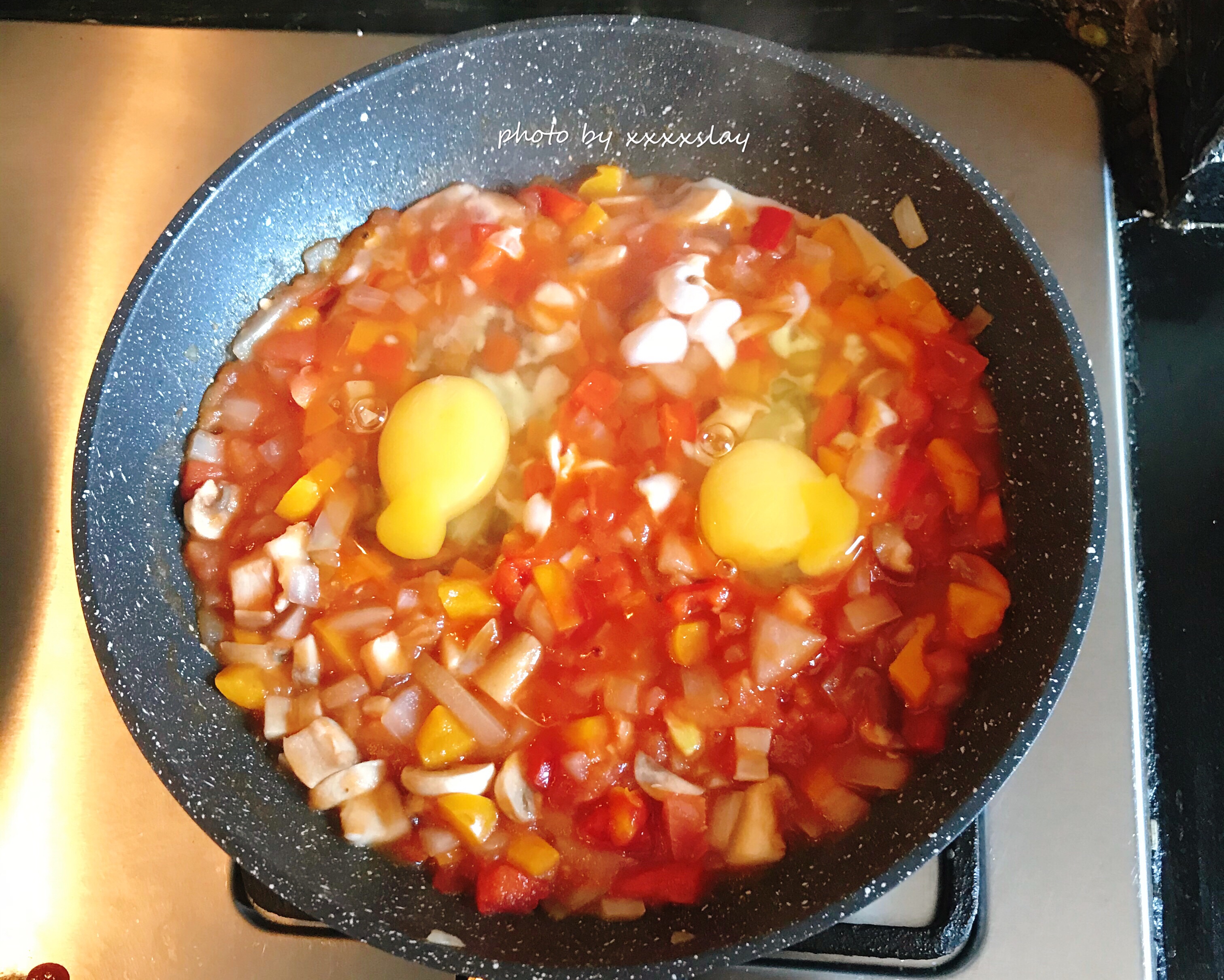 【低卡减脂‼️】你的豪华早餐 — 北非蛋🥰请查收的做法 步骤3