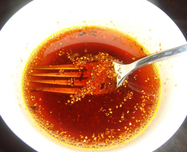 葱香辣椒油的做法