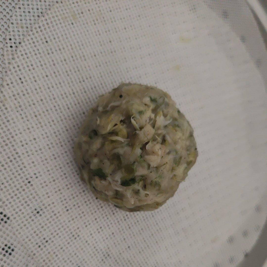 说啥都要吃的槐花窝窝头这样做更香美！