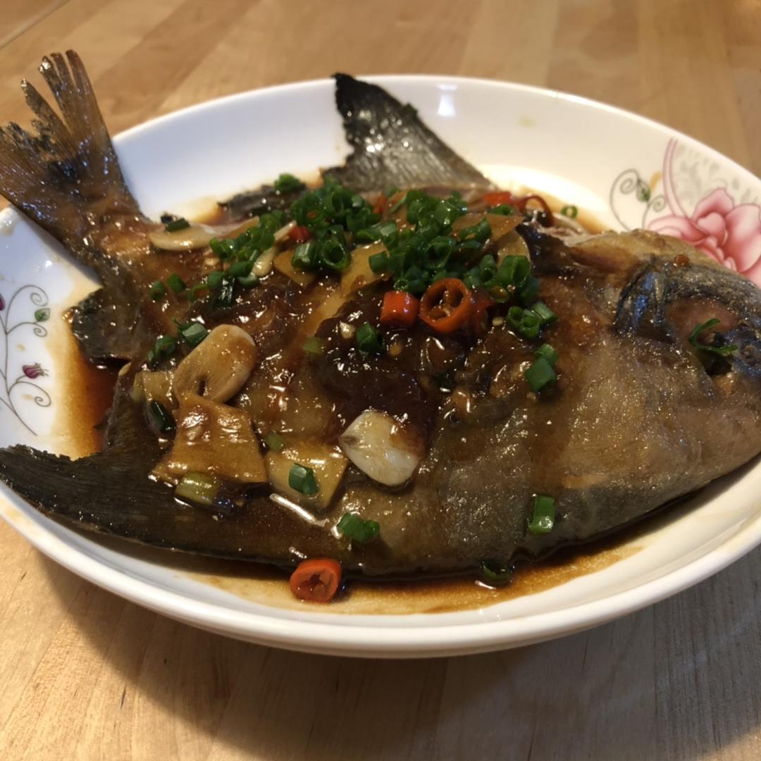 家常红烧鲳鱼