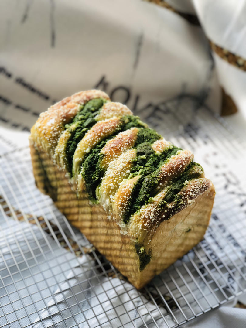 浪漫蝴蝶飞做的炫纹抹茶奶酥吐司