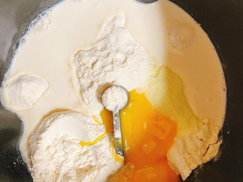 纯奶手撕吐司的做法 步骤1