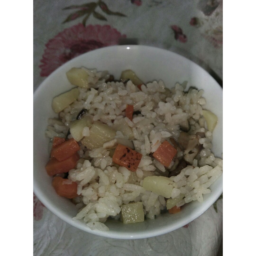 【香菇土豆咸饭】