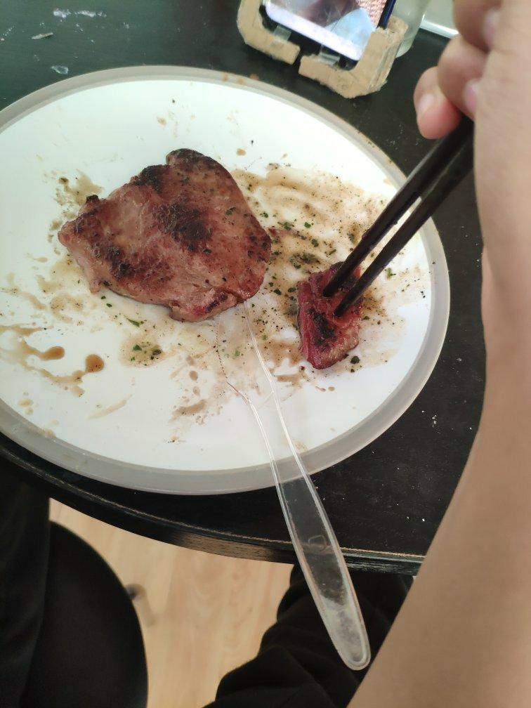 好吃到哭的煎牛排