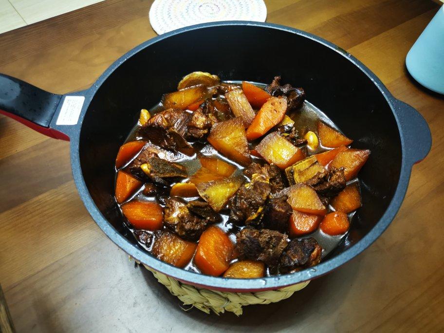 萝卜红烧排骨