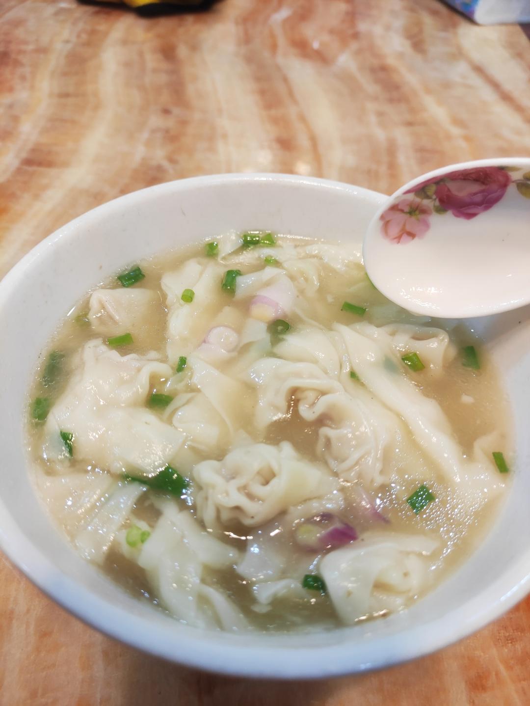 港式云吞面汤底简易做法