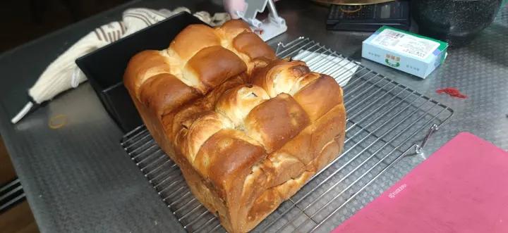 奶香纯粹的重料淡奶油吐司