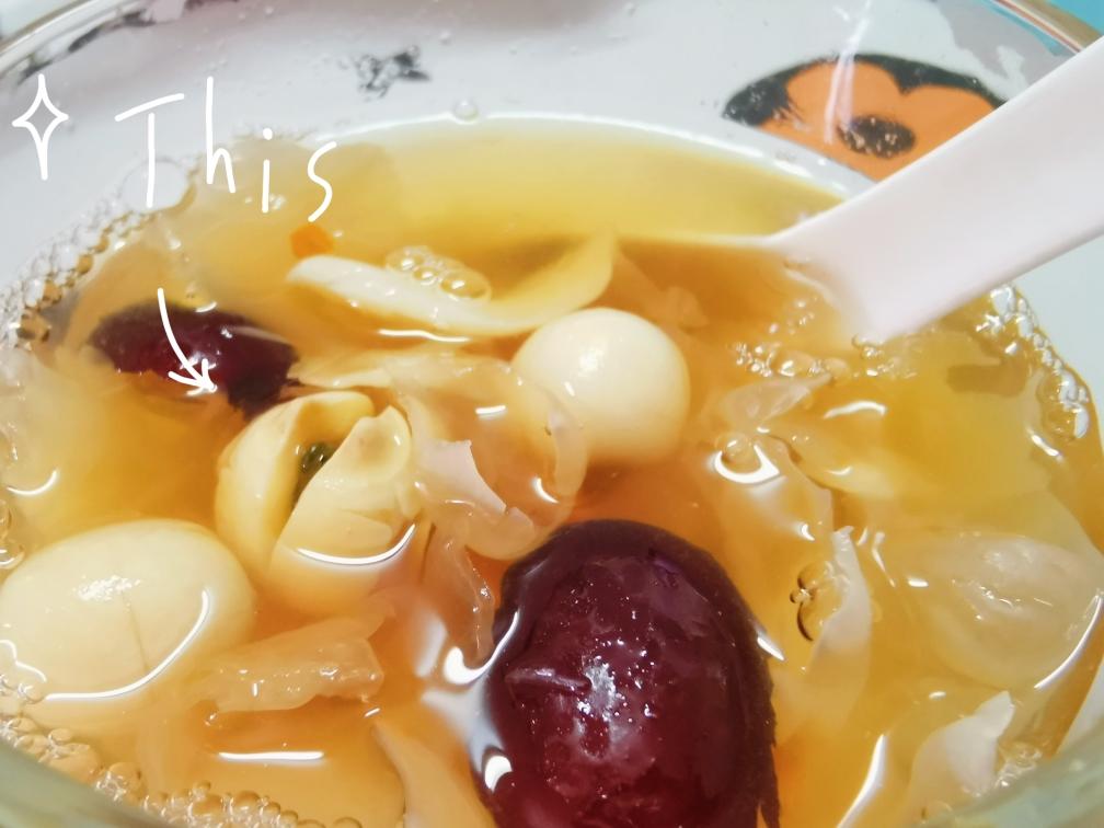 养生羹-银耳莲子百合红枣汤