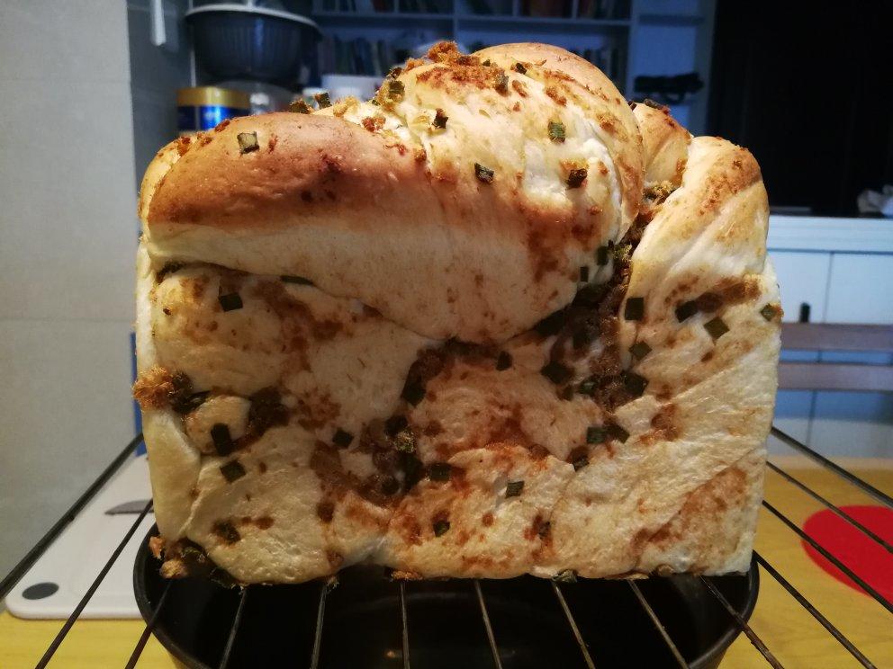 香葱肉松手撕吐司