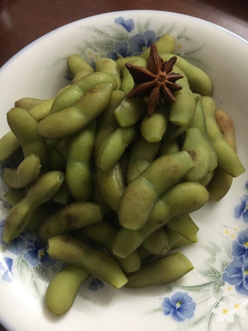 张姐-盐水毛豆（简单快捷下酒菜）