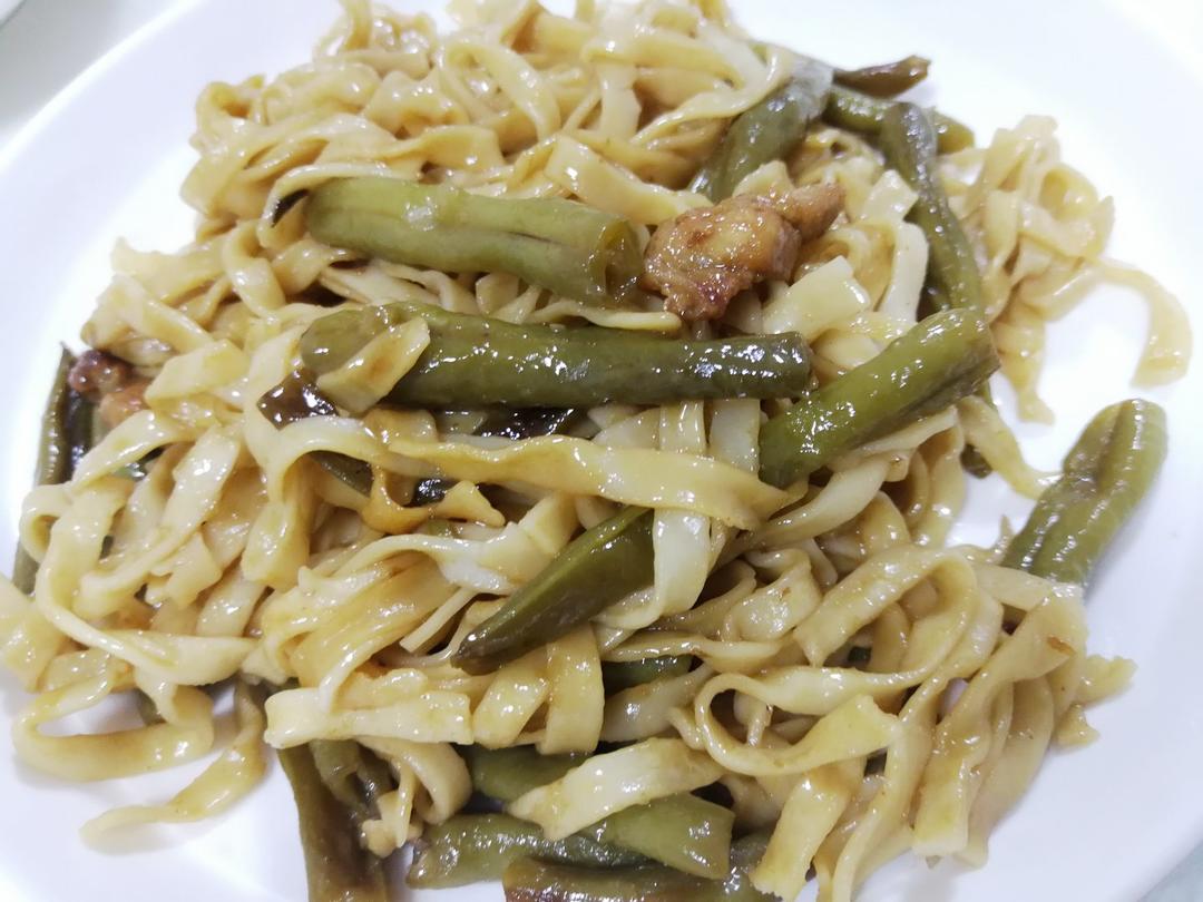 豆角焖面