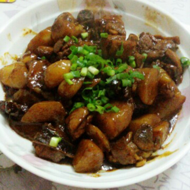冬季进补好美食——土豆烧鸡块