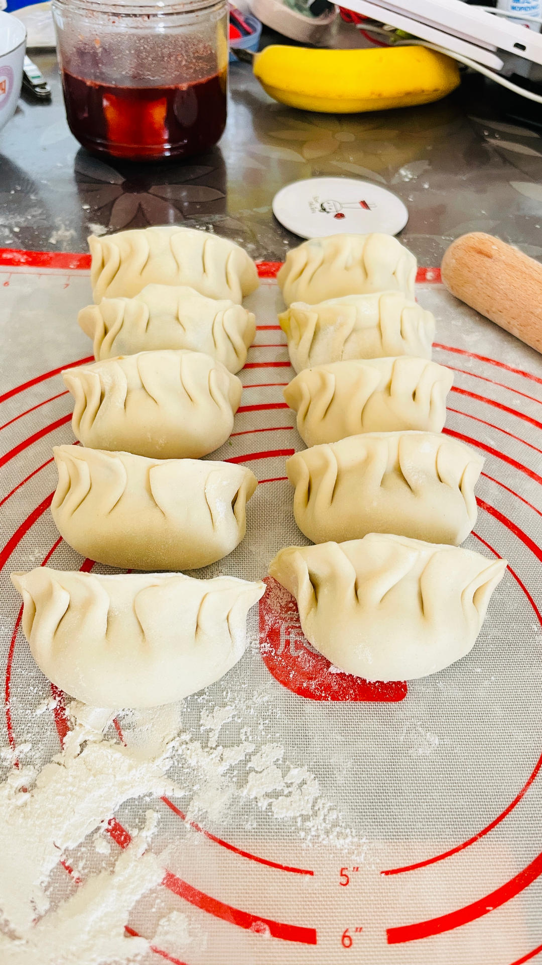 手工揉面三分钟，又韧又薄又好包的饺子皮