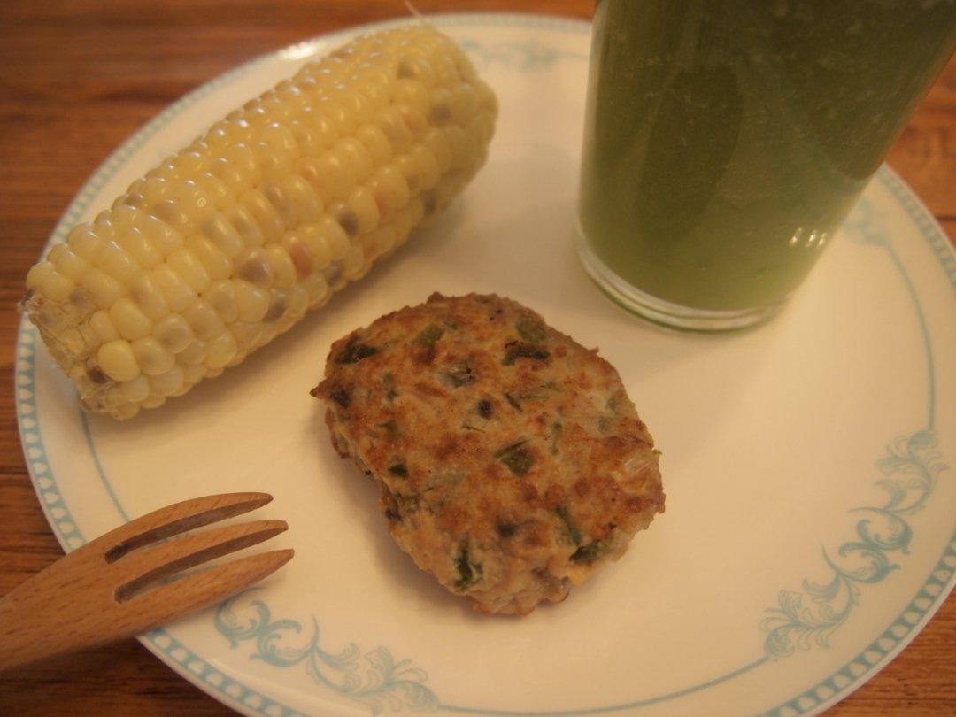 减脂鸭胸蔬菜饼