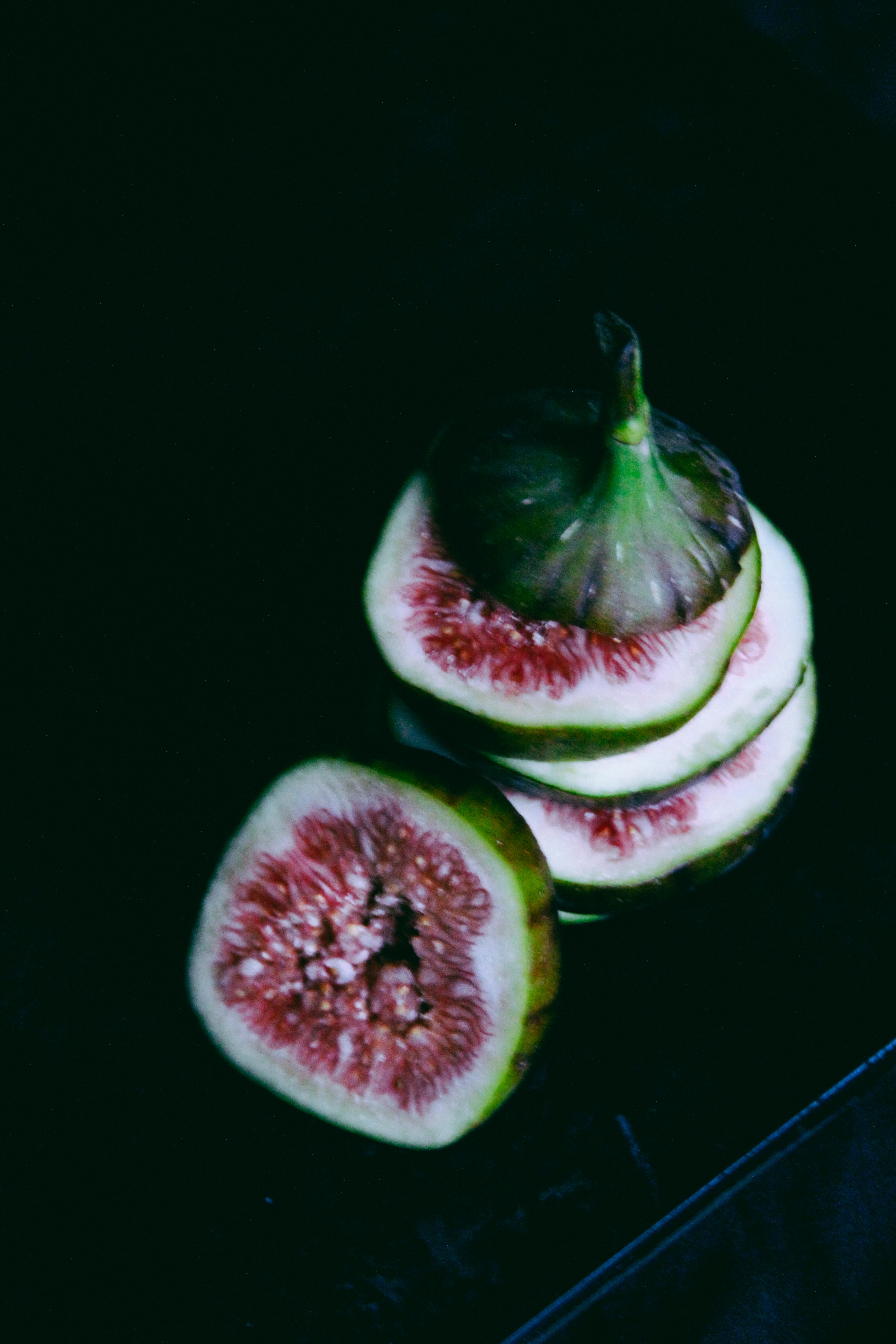 热烤无花果佐红酒肉桂糖蜜（可作牛排配菜）