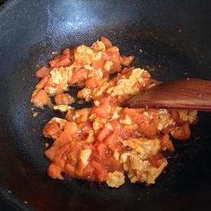 番茄炒蛋的做法 步骤5