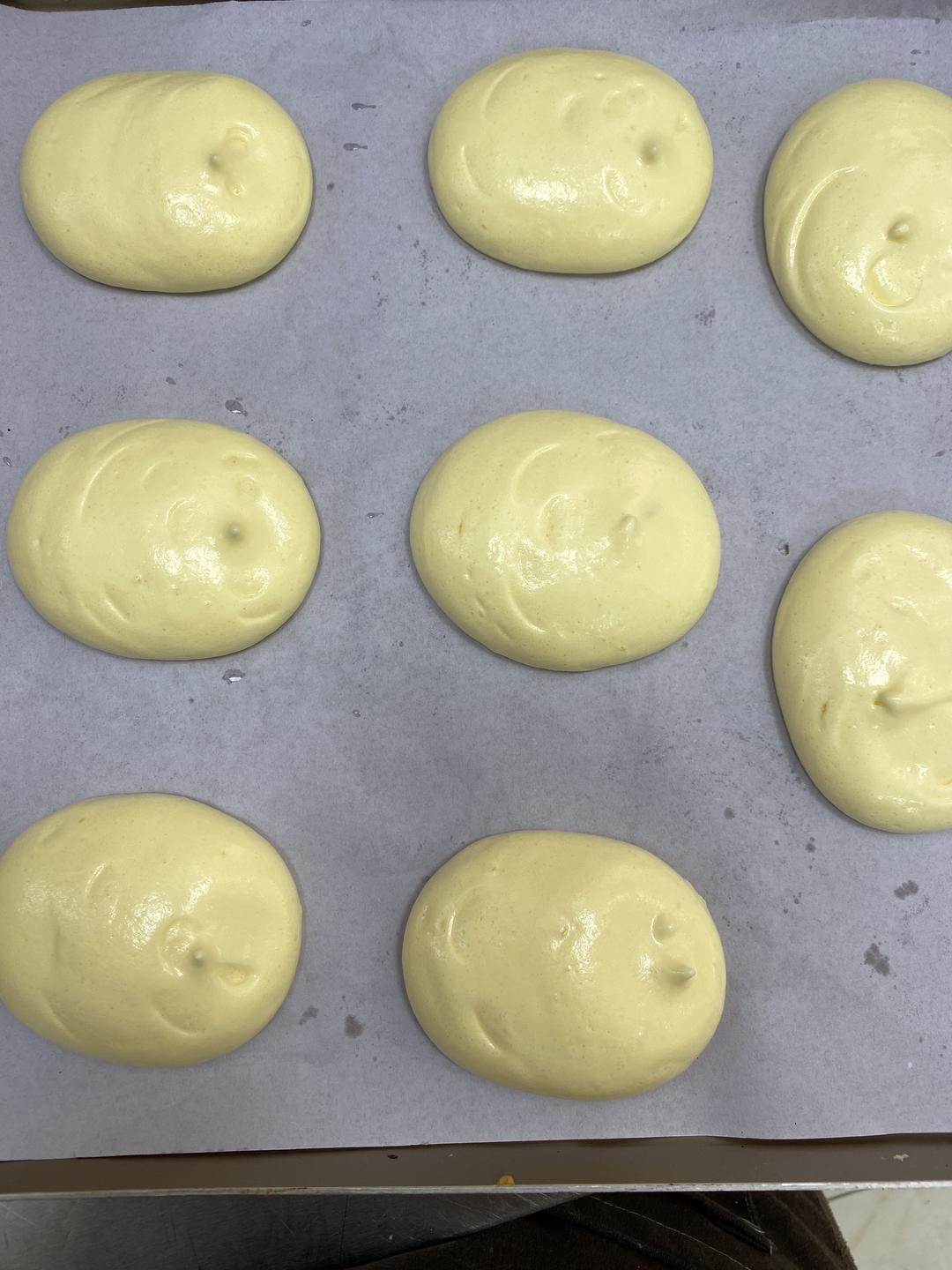 草莓抱抱蛋糕卷、附上詳細(xì)花邊擠法的做法 步驟7