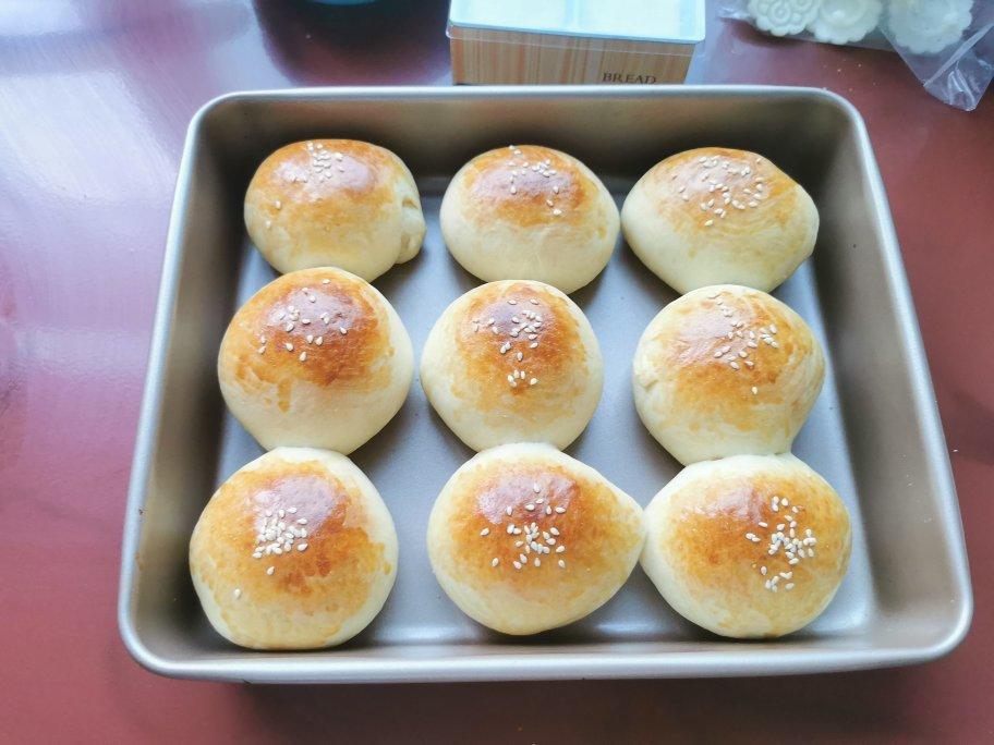 大人小孩都爱不释口的【蜂蜜牛奶小餐包】