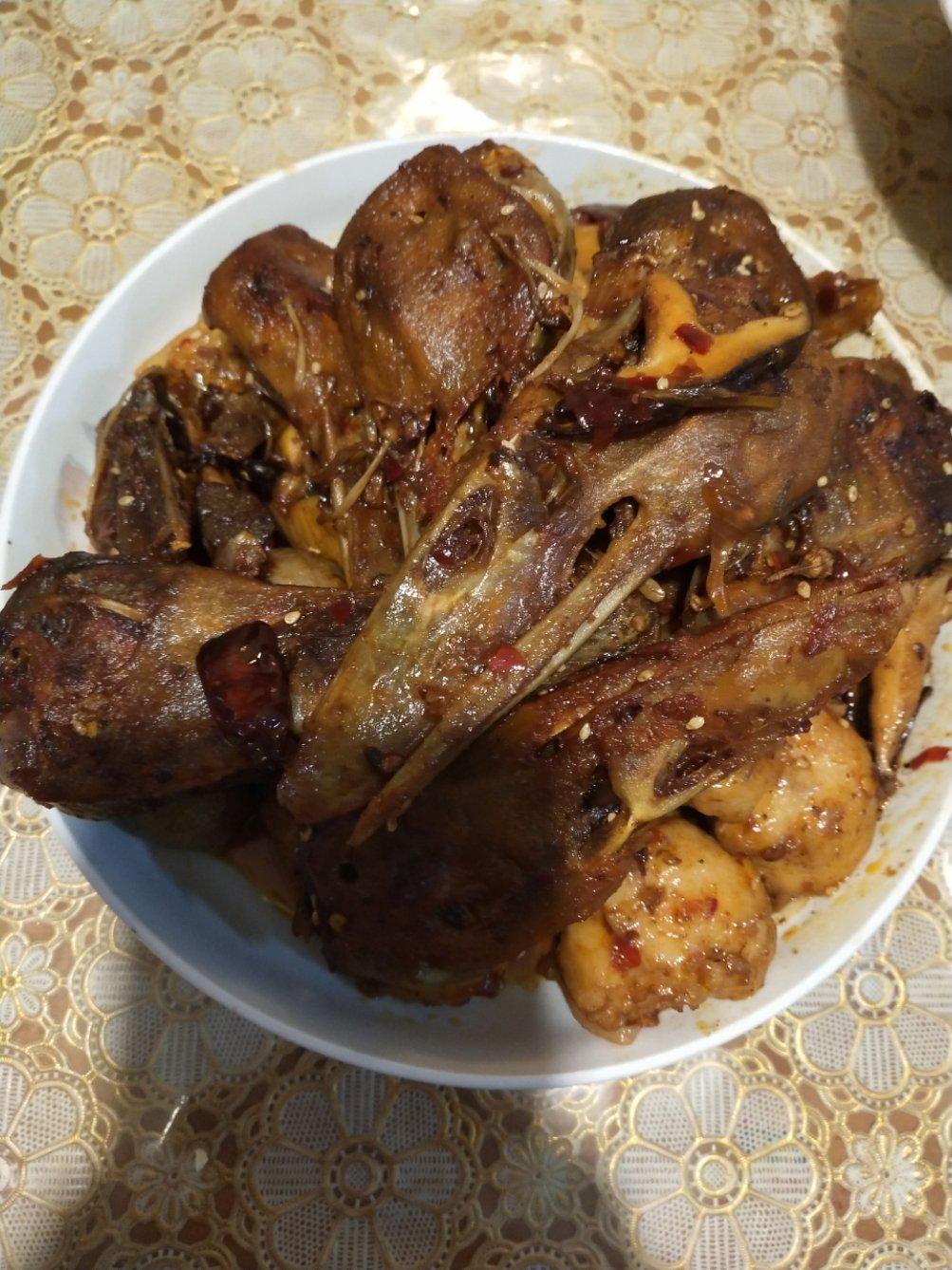 干锅辣鸭头