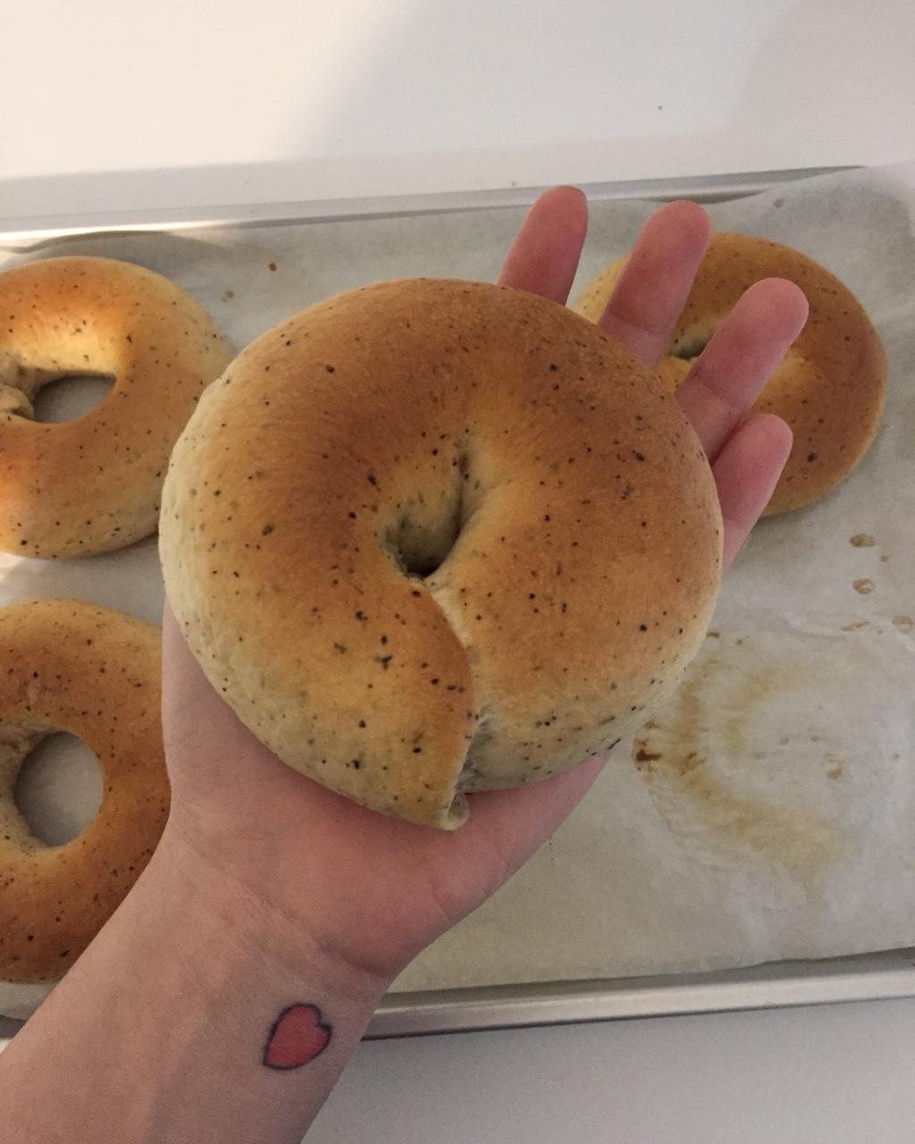 伯爵奶茶海盐贝果