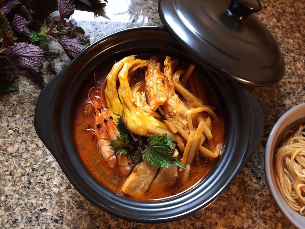 家庭快手版鸭爪煲的做法