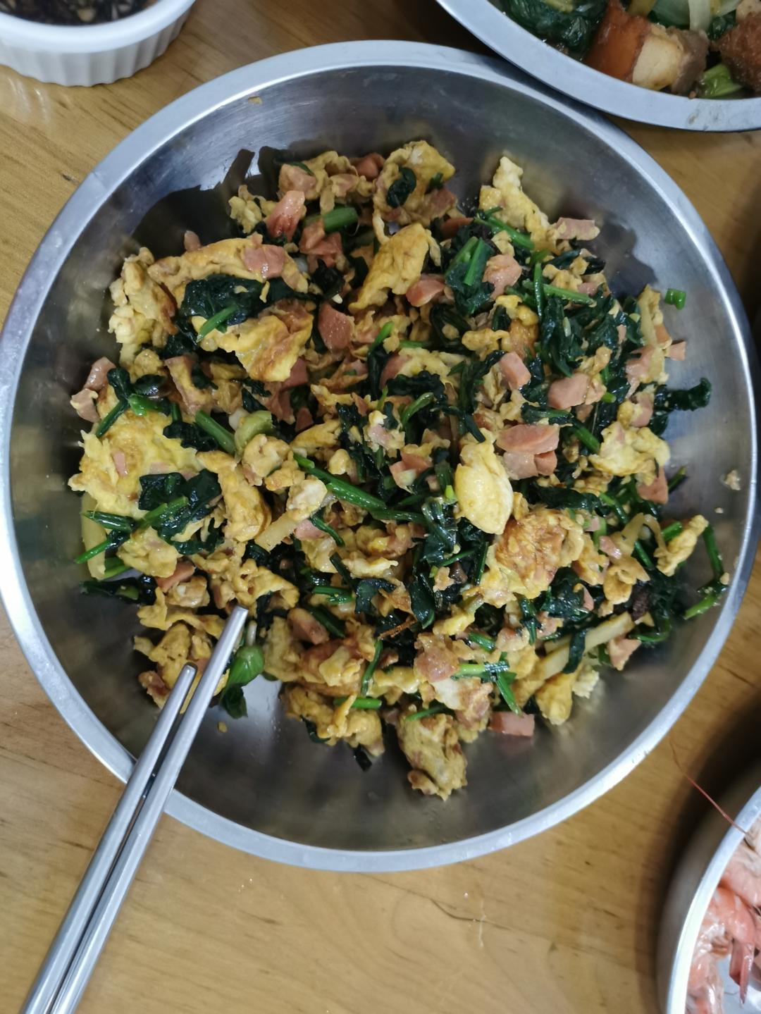 菠菜炒鸡蛋