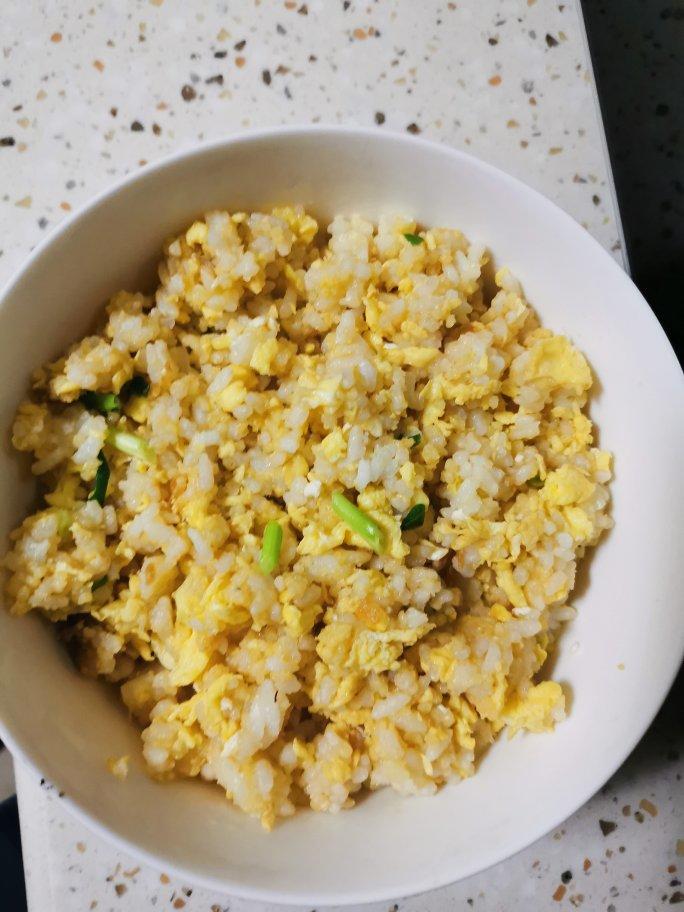 经典家常鸡蛋炒饭