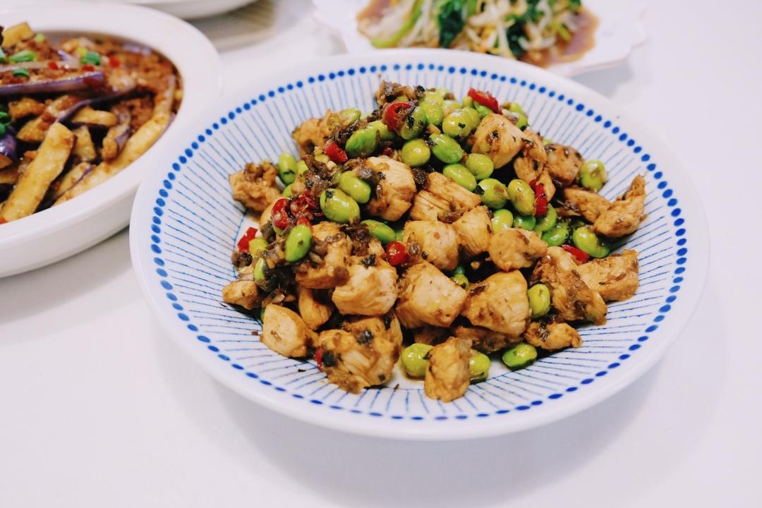 辣炒毛豆鸡丁