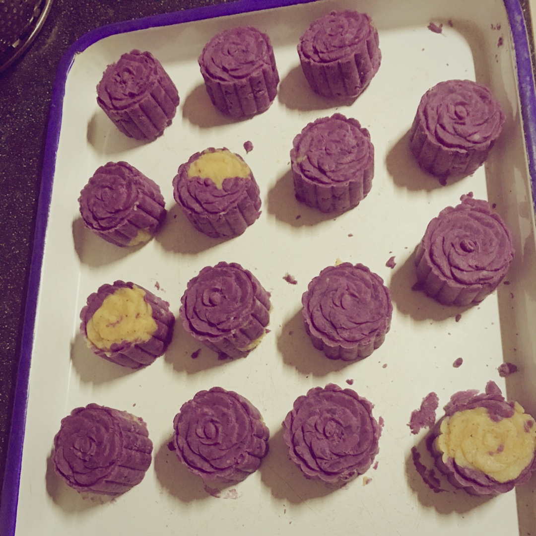 紫薯奶黄月饼（不需烤箱的月饼）