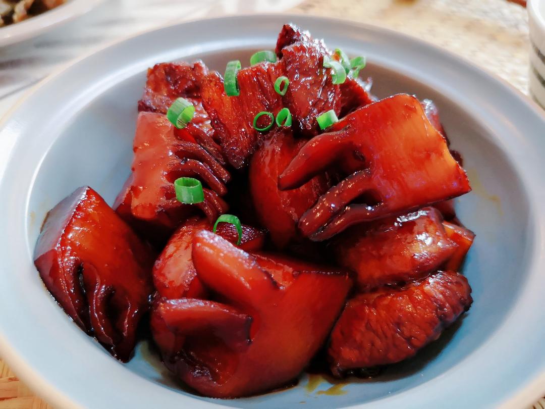 堂妈小厨——笋子烧肉