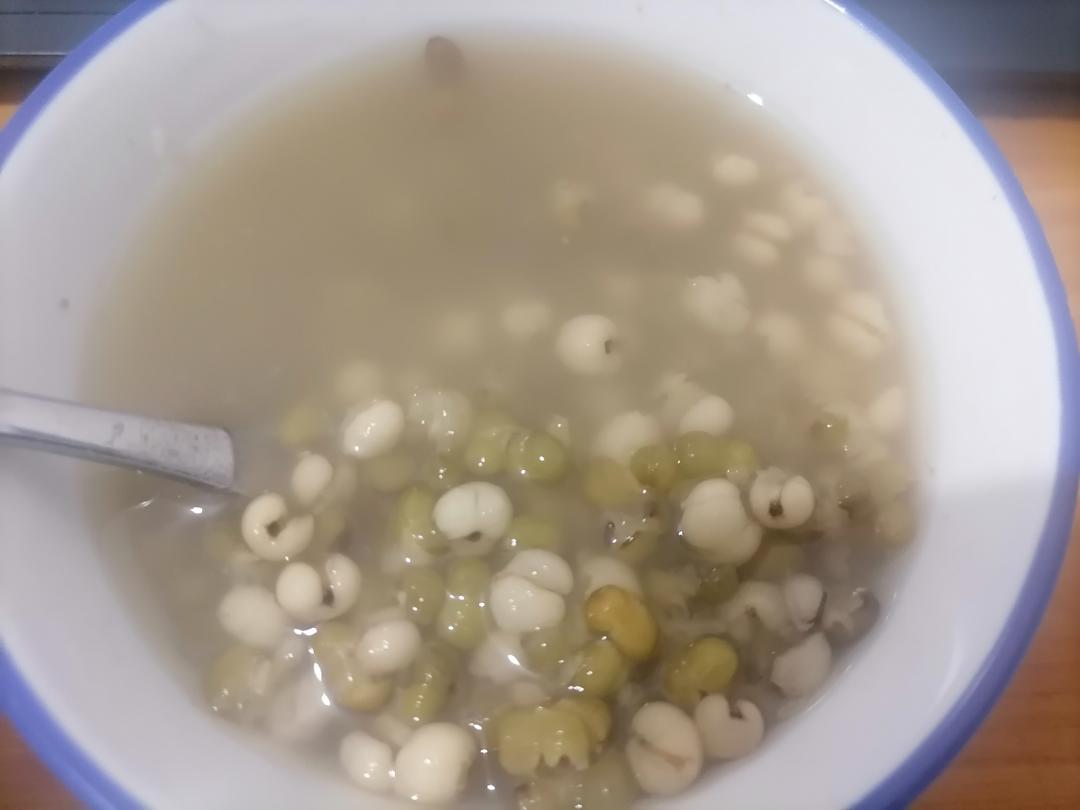 绿豆薏仁粥