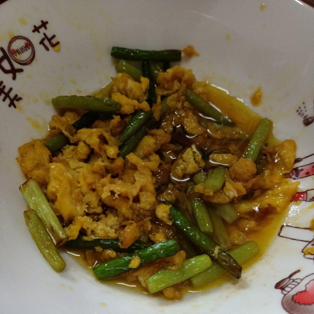 蒜薹炒鸡蛋