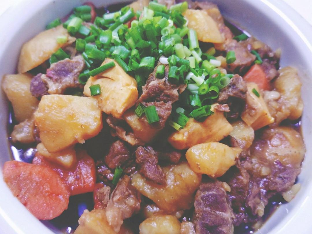 土豆炖牛肉（高压锅版）