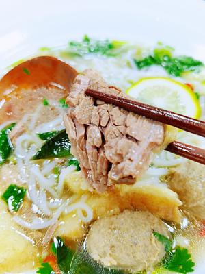 越南牛肉米线·附牛肉汤底熬法的做法 步骤21