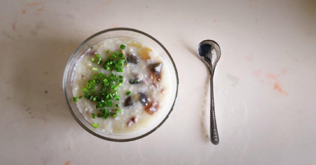 堂妈小厨——超好喝的皮蛋瘦肉粥