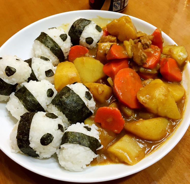咖喱风熊猫吃翔