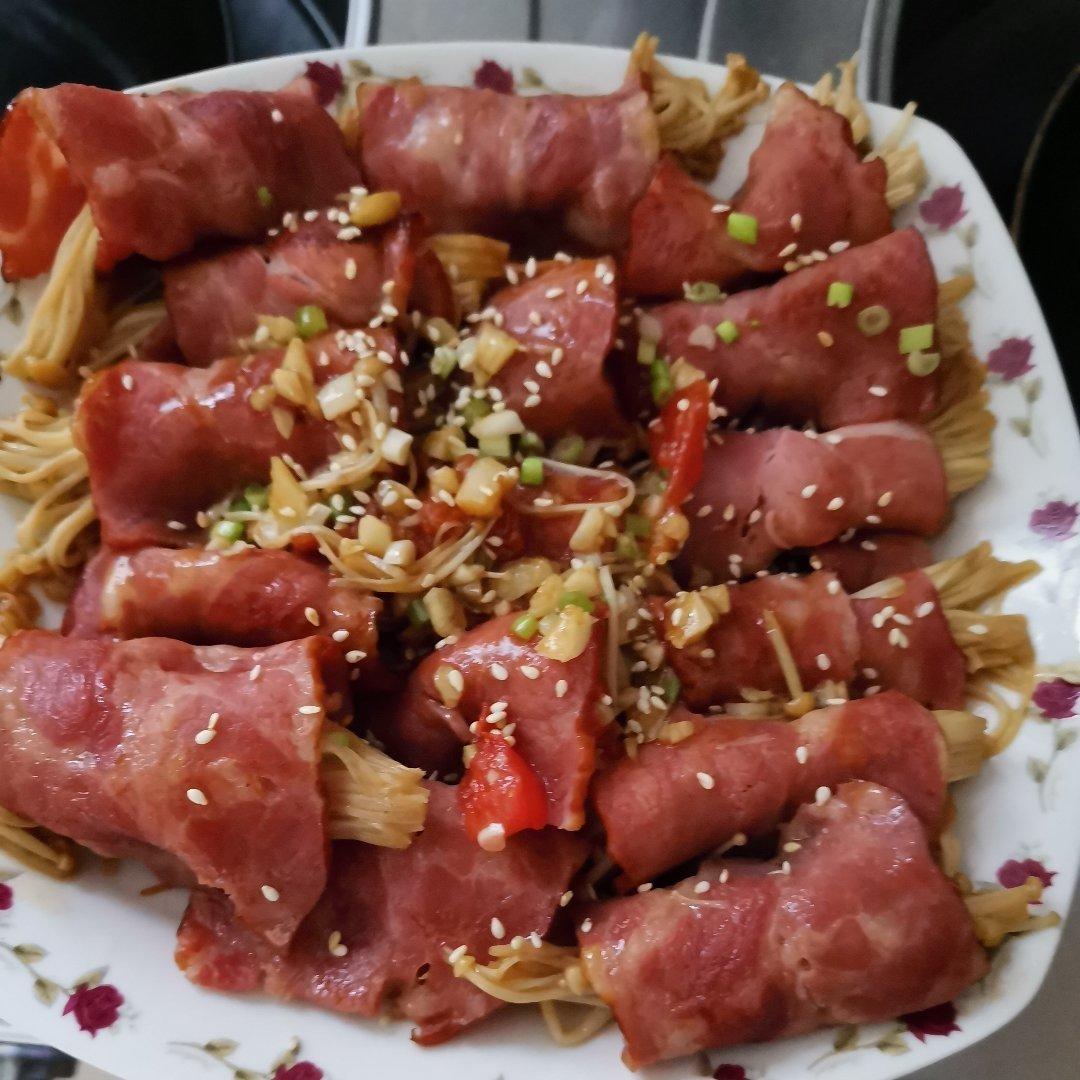 培根金针菇卷