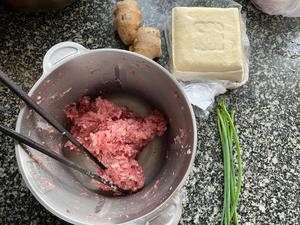 豆腐酿肉的做法 步骤1