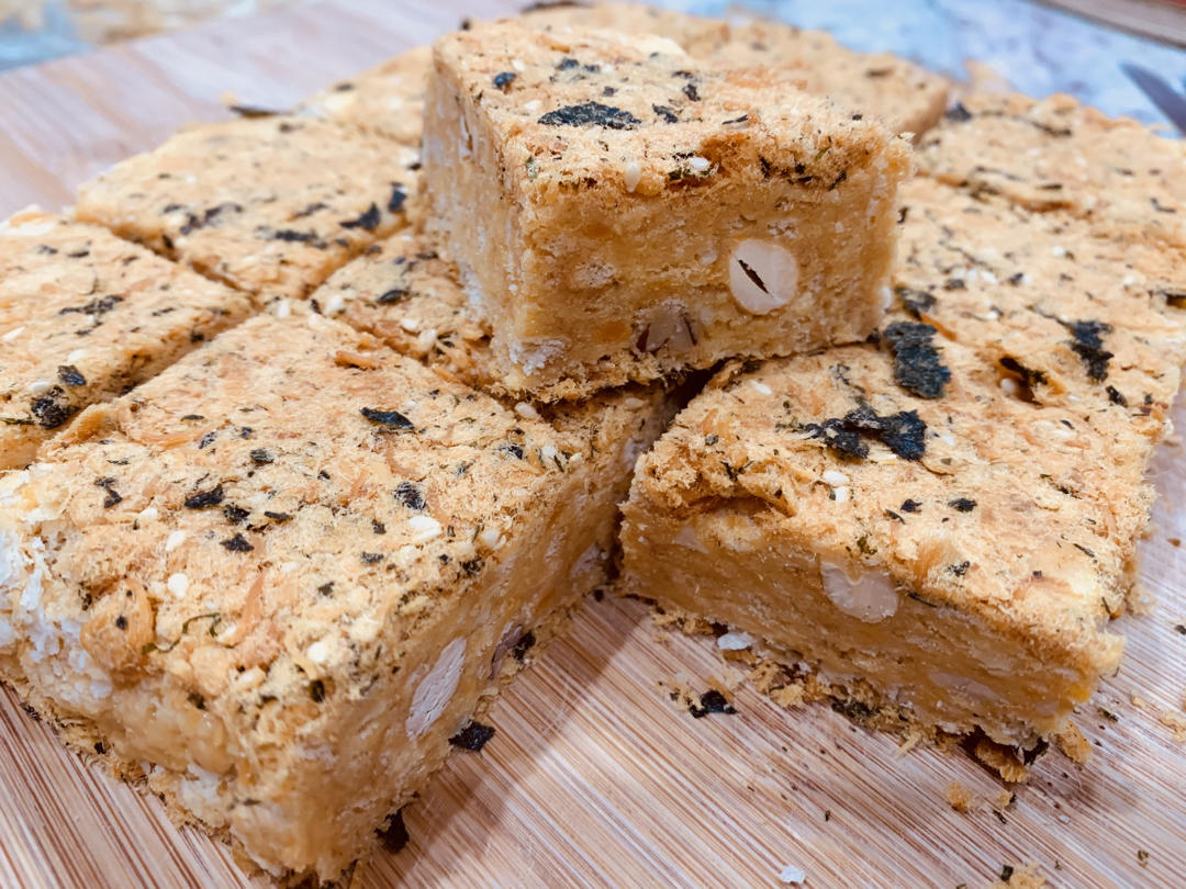 🔥咸蛋黄肉松雪花酥