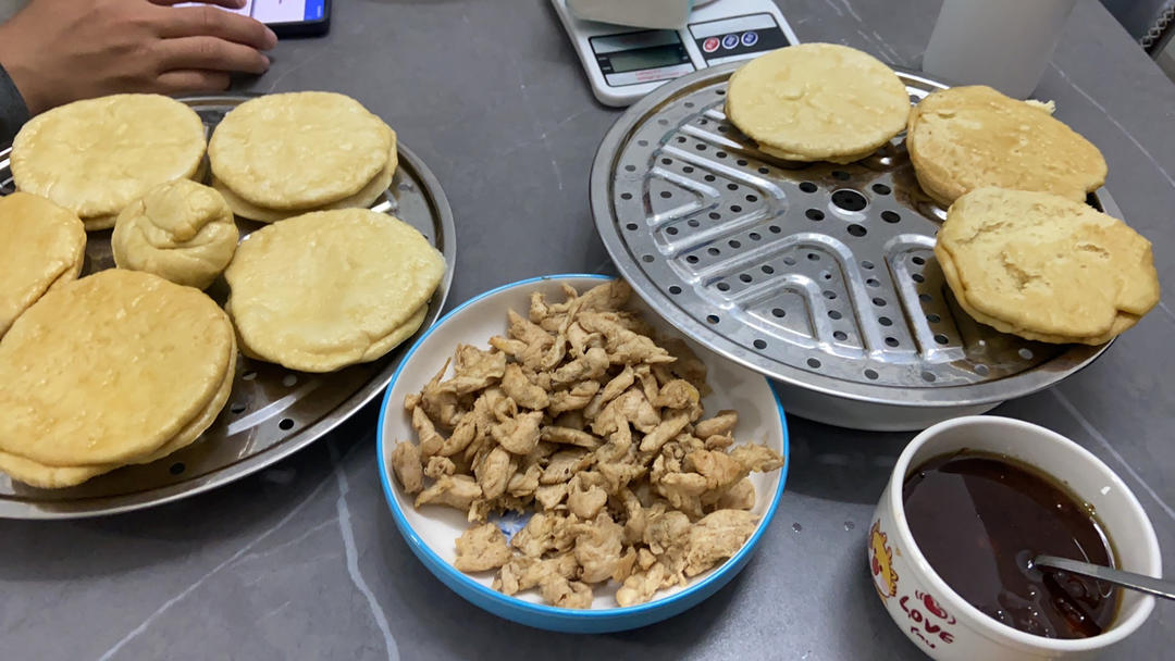 里脊肉夹馍（附荷叶包、自制酱料做法）
