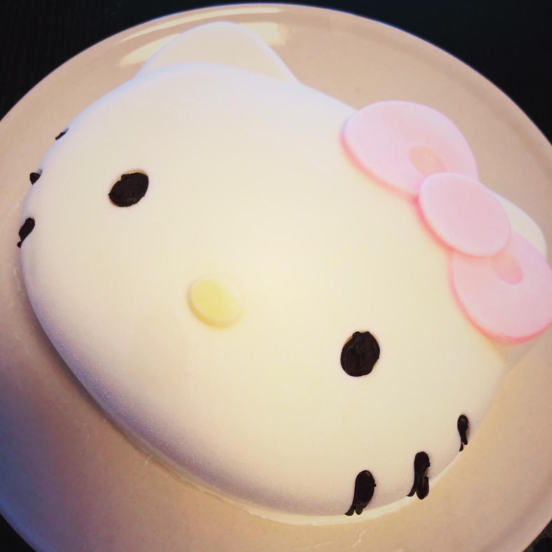 hellokitty酸奶慕斯