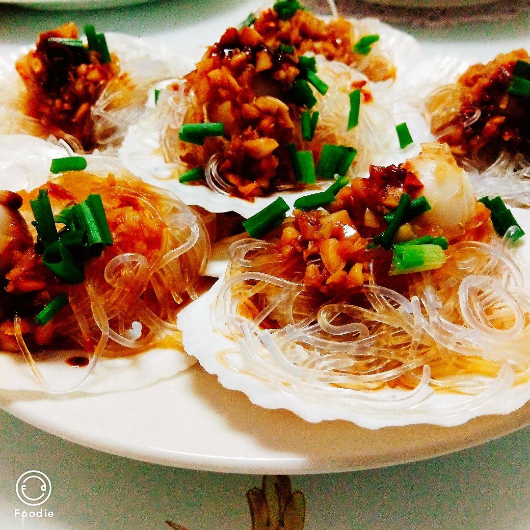 蒜蓉粉丝蒸扇贝