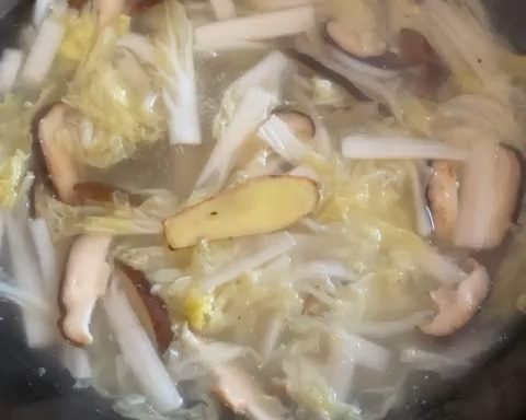 白菜螃蟹汤的做法 步骤2