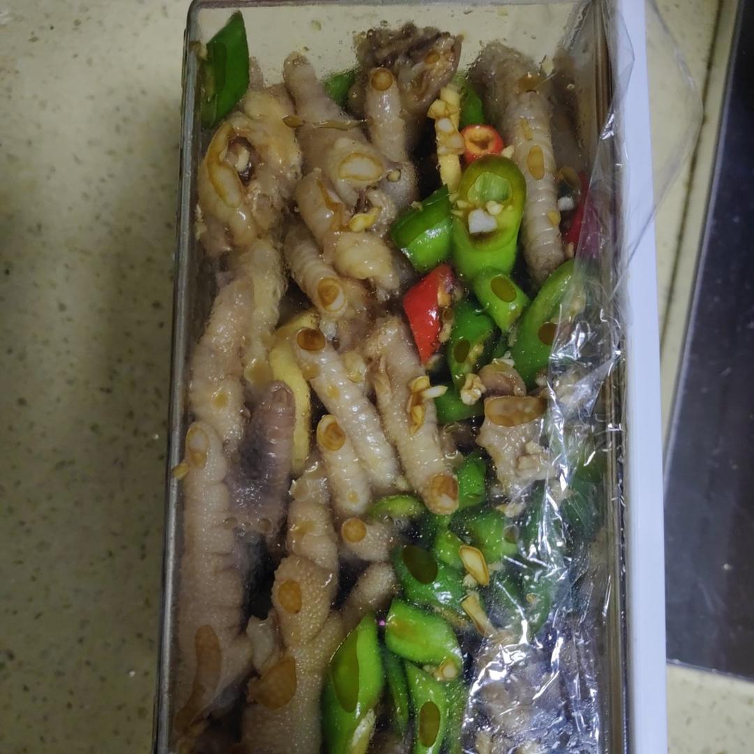 香辣蒜香凉拌爽脆鸡脚